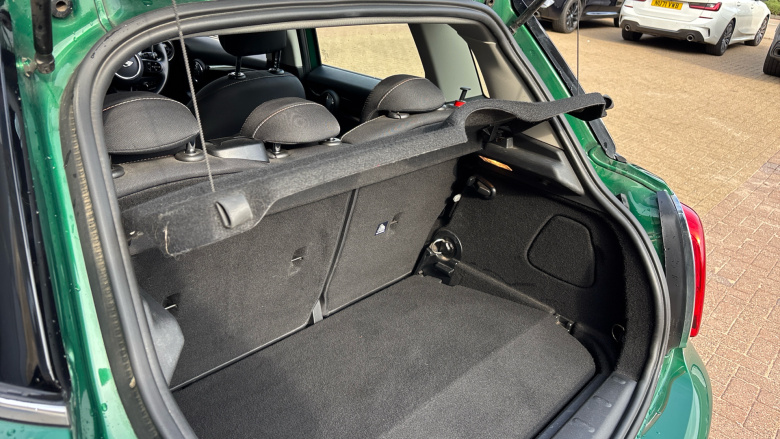 MINI Hatchback 1.5 Cooper Classic II 5dr Petrol Hatchback